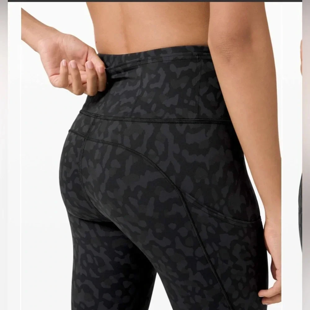 Lululemon Fast and Free Crop II 19